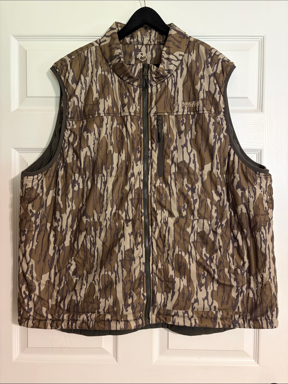 Magellan Outdoors Hunt Gear Camo Reversible Vest - Men's Size 3XL